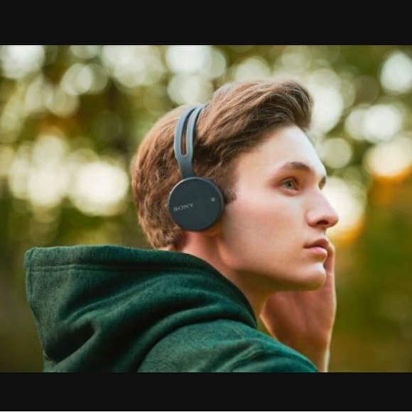 HeadPhones SONY WH-CH400. NIB/New. Black. Wireless Bluetooth. - Picture 4 of 15